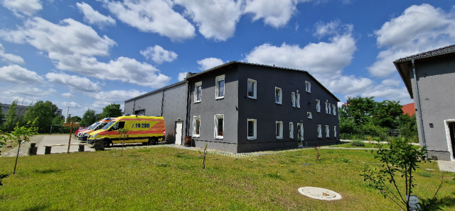 &amp;nbsp;
Fahrzeughalle von außen